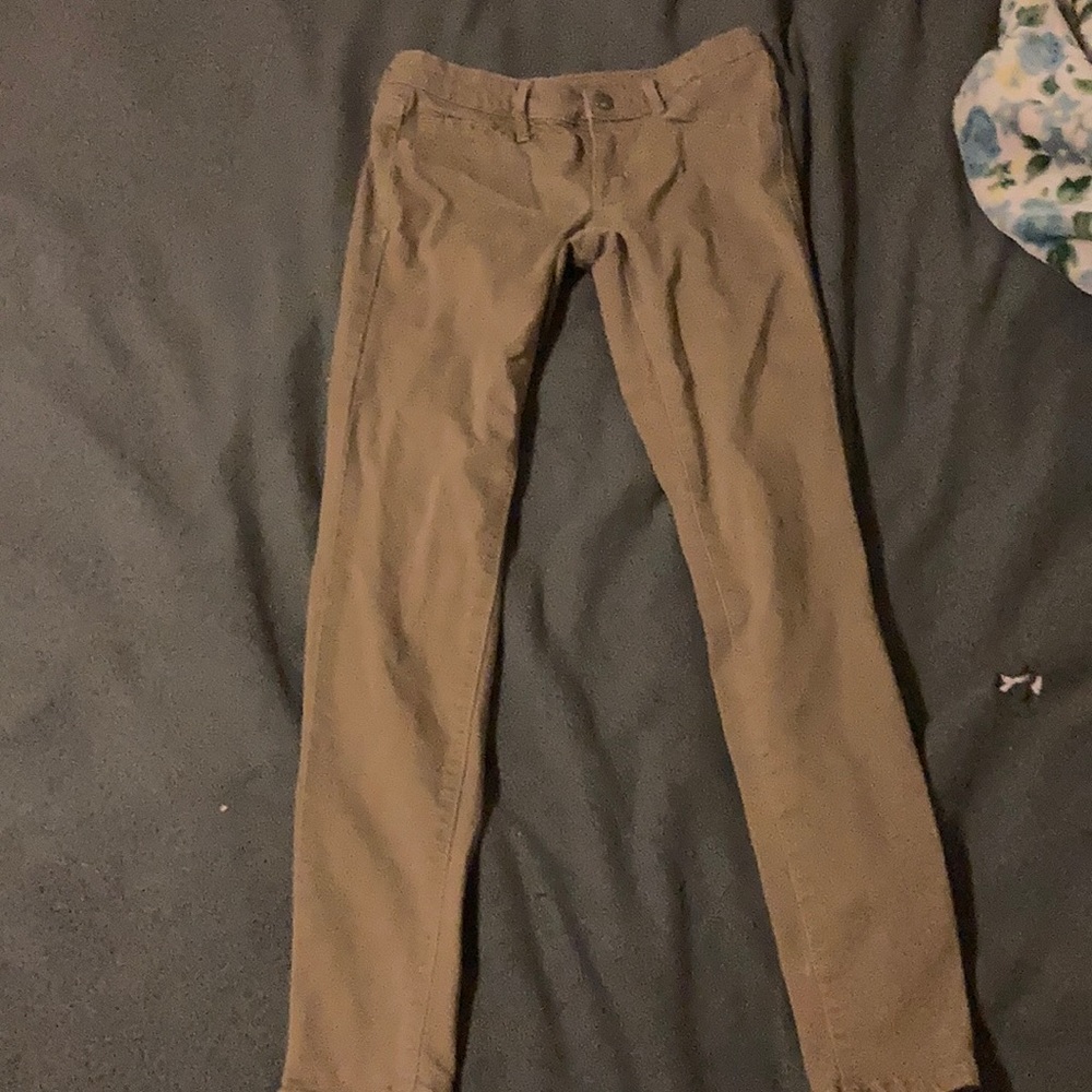Mid-rise khaki jeggings
